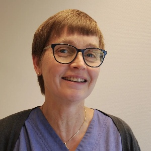 Cathrine B Aarrestad